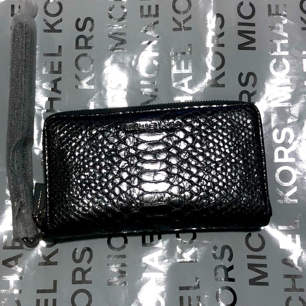 Michael Kors Wristlet/ Phone Large Pewter Python Embossed leather NWT
